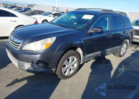 2011 Subaru Outback 2.5I Limited z USA, uszkodzony, nr VIN 4S4BRBJC9B3447099